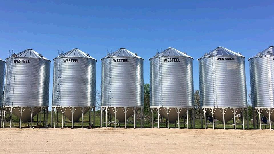 COOP GRAIN HANDLING EQUIPMENT Pembina Coop